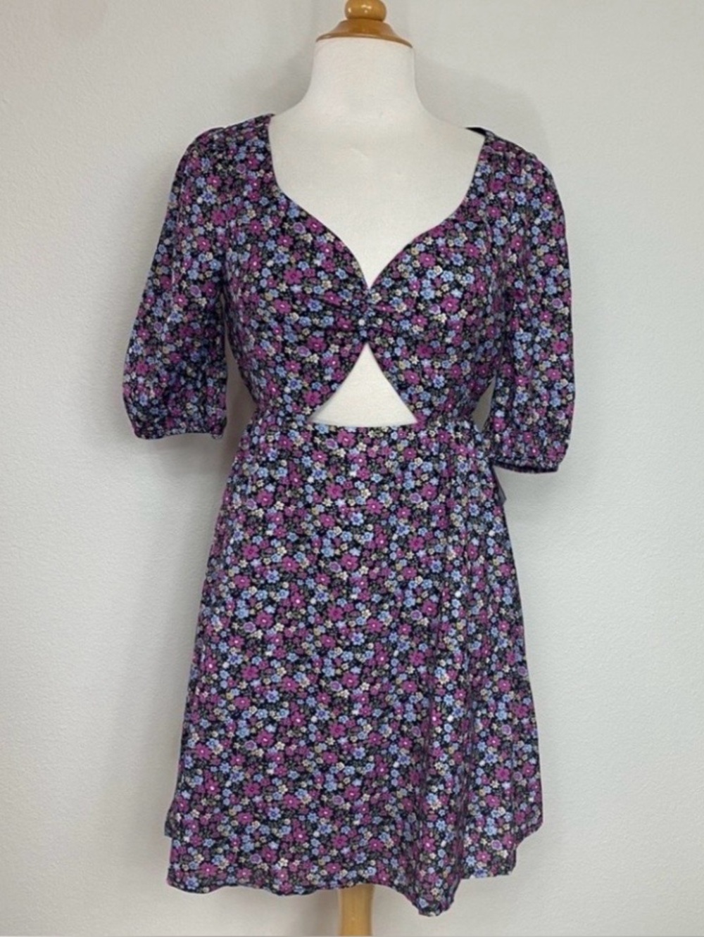 NWT New NSR Purple Blue Floral Keyhole Puff Sleeve Cottagecore Mini Dress Size M